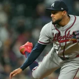 Braves to Activate Robert Suarez Ahead of Reds Series as Playoffs Near