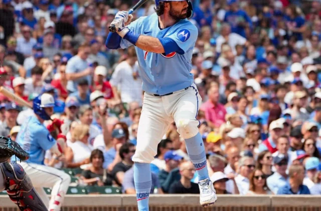 Dansby Swanson Rejoins Cubs Lineup at Shortstop After 28-Game Absence