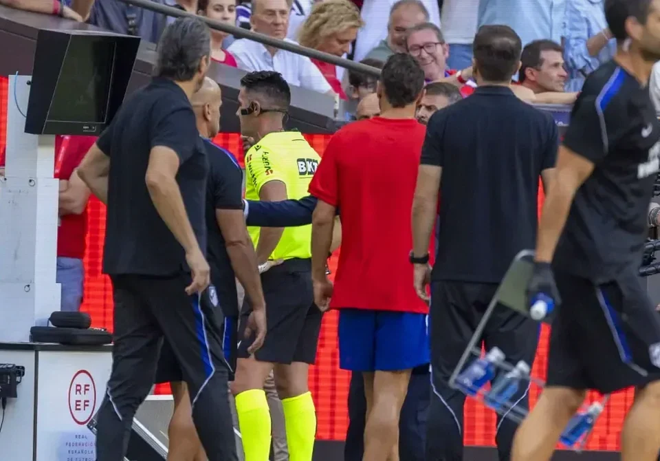 Atlético and Real Madrid See Red After Fiery Derby First Half