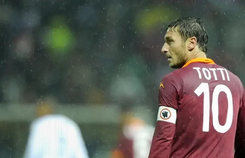 Francesco Totti Names Ronaldo His Dream Teammate but Calls Maradona Football