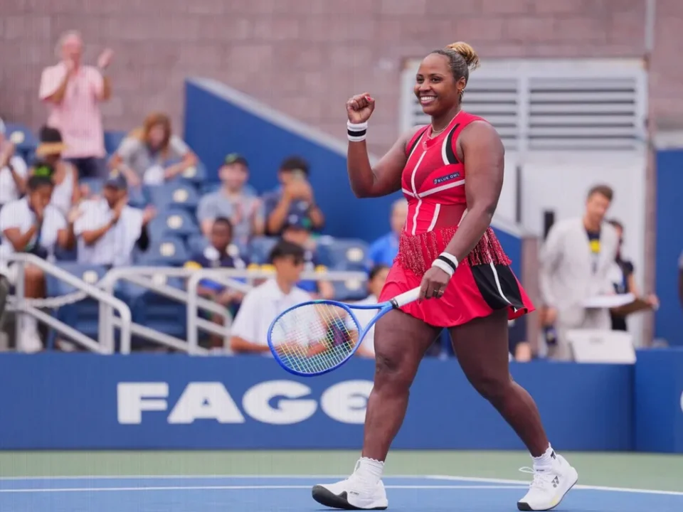 Taylor Townsend cruises past Maja Chwalinska in US Open opener