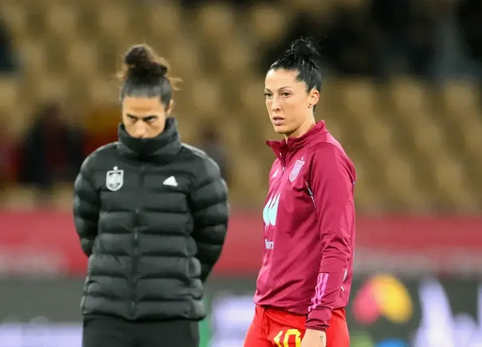 Jenni Hermoso Reacts as Montse Tomé Takes Charge of Pachuca
