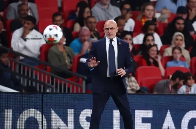 De la Fuente’s Double Change Sparks Spain Comeback