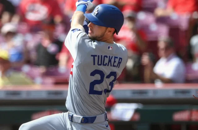 Dodgers Rout Reds to Seal NL West Crown With Nine Games Remaining