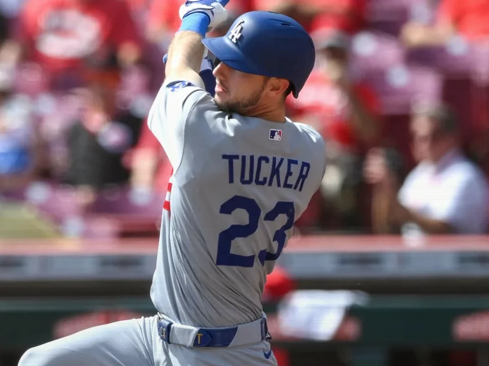 Dodgers Rout Reds to Seal NL West Crown With Nine Games Remaining