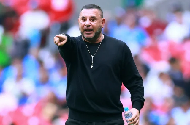 Antonio Mohamed Slams Referee Katia García After Toluca-Cruz Azul Draw