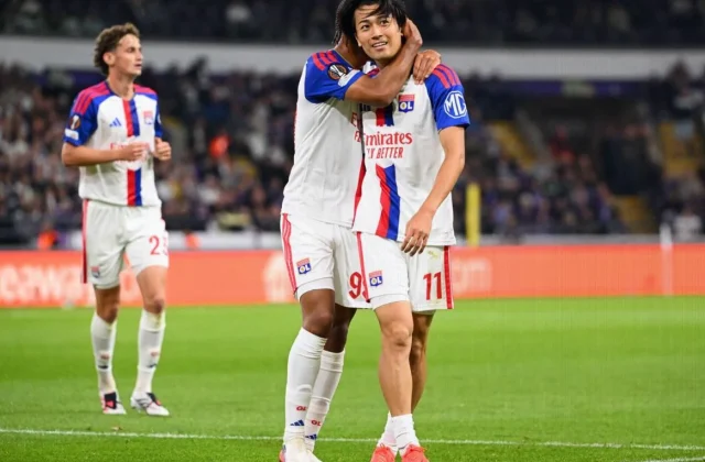 Lyon Hold Off Anderlecht as Nakamura Opens Europa League Account