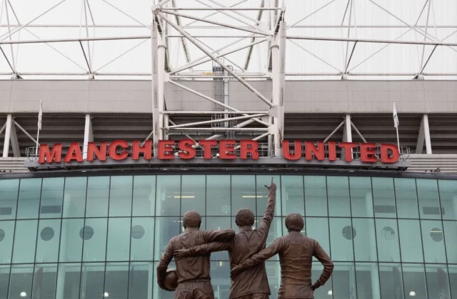 Manchester United Post £677m Revenue as Debt Stays Above £1bn