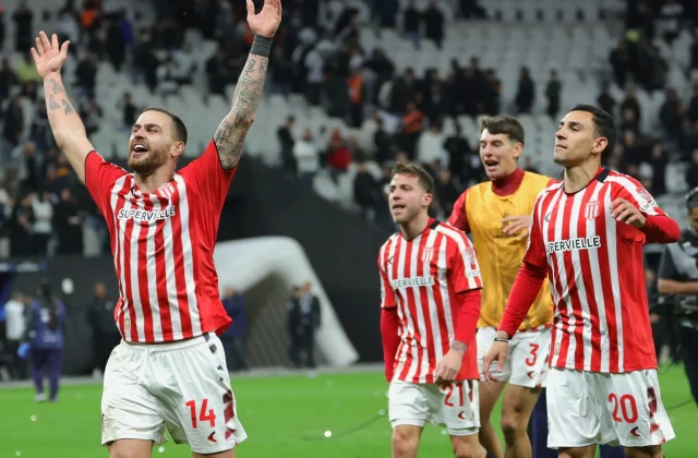Estudiantes Celebrate Copa Libertadores Quarter-Final Win Over Corinthians