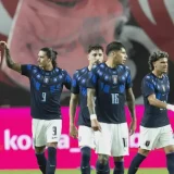 Forlán Earns First Uruguay Win as South Korea Are Beaten 4-1