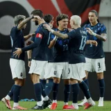 Uruguay Beat Ecuador in South Korea as De Arrascaeta Suffers Injury