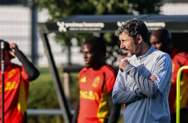 Van Bommel Takes Charge of Belgium Ahead of Italy Clash