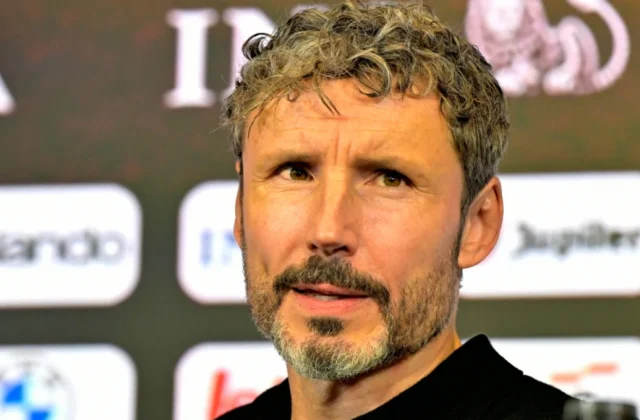 Van Bommel Tells Belgium They Had the Quality to Win the World Cup