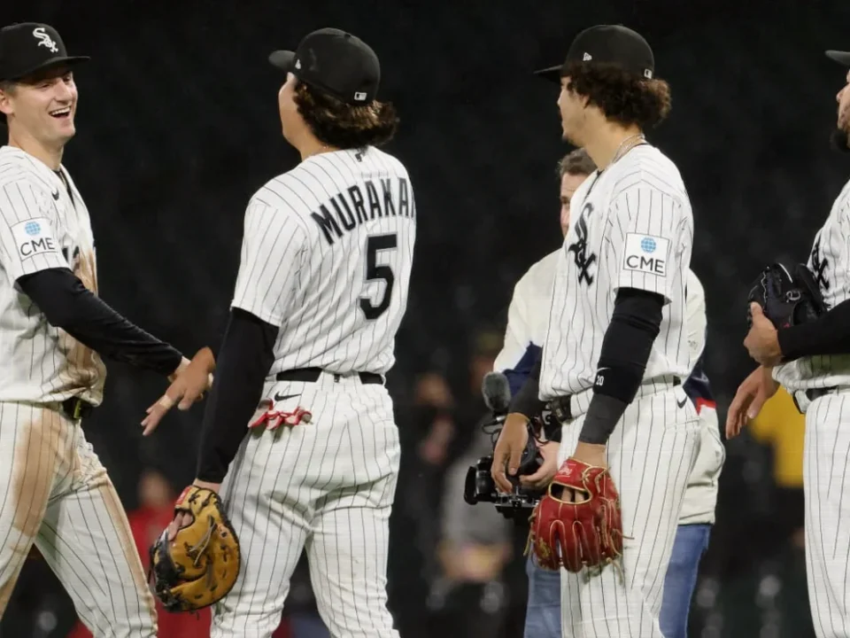 White Sox Enter Final Week Chasing Surprise Playoff Berth