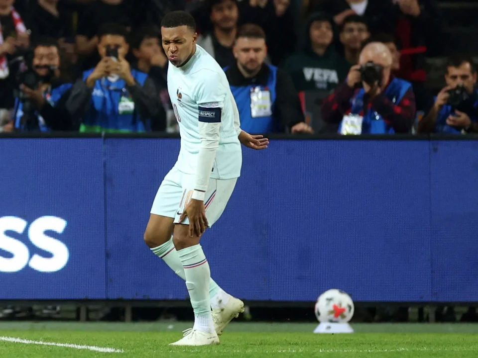 Mbappé Scores Real Madrid Winner Before Injury Scare Forces Him Off