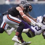 Aaron Jones Cleared to Start for Vikings Against Buccaneers