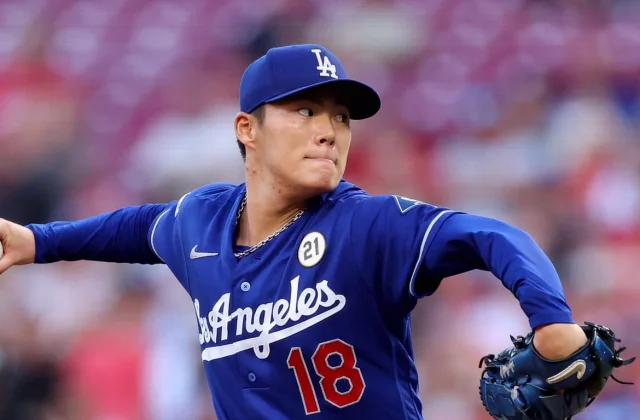 Yamamoto Rebounds From Wild Start to Lead Dodgers Past Reds 4-0