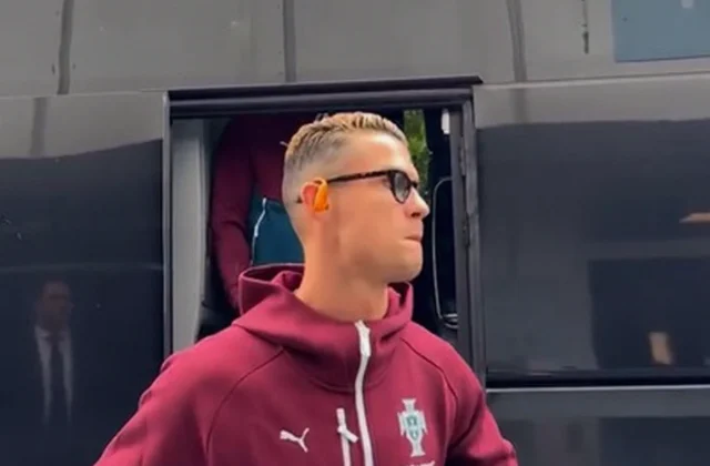 Portugal Fans Back Jorge Jesus but Vote Ronaldo Out Against Denmark
