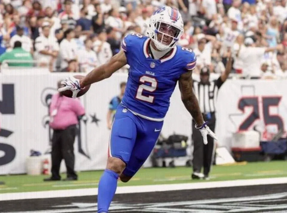 DJ Moore Sparks Bills in Thrilling Win Over Texans