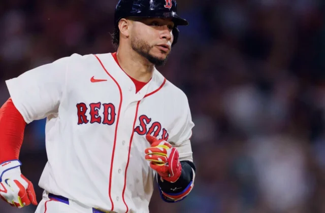 Willson Contreras Returns as Red Sox Eye Wild Card Series