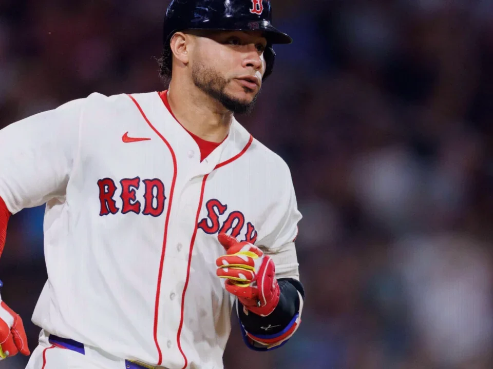 Willson Contreras Returns as Red Sox Eye Wild Card Series