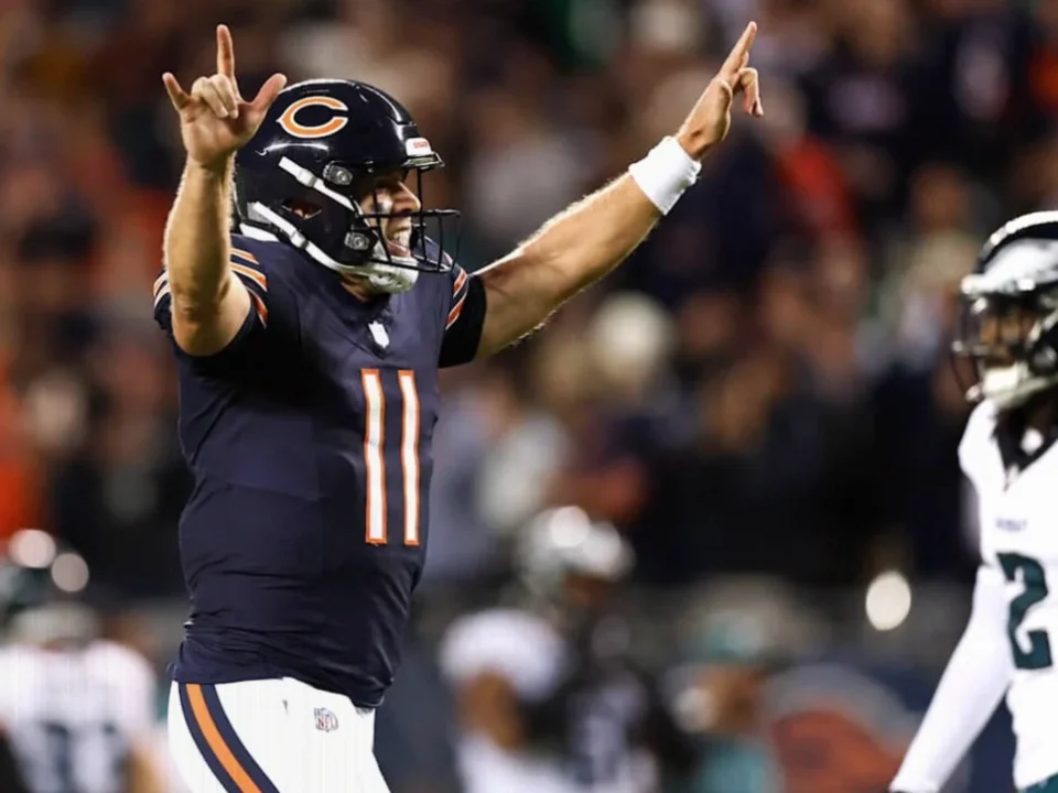 Case Keenum Leads Bears to Stunning Win Over Unbeaten Eagles