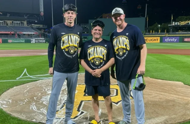 Yelich and Woodruff Celebrate Brewers’ Latest NL Central Crown