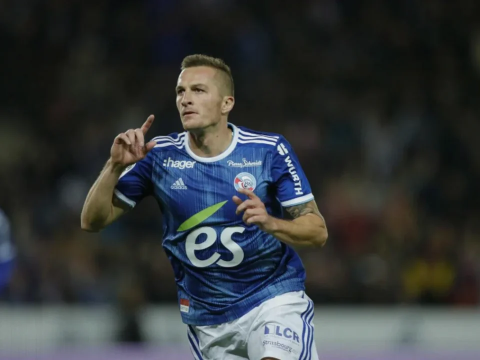Dimitri Liénard Slams Liam Rosenior After Paris FC’s Win at Strasbourg