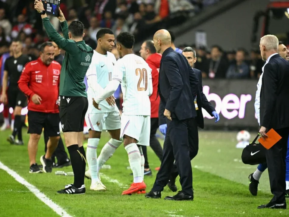 Mbappé Set to Miss France’s Next Three Matches with Knee Injury