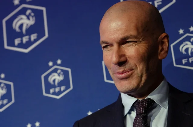 Zidane Ends Clairefontaine Walkabouts to Sharpen France Focus