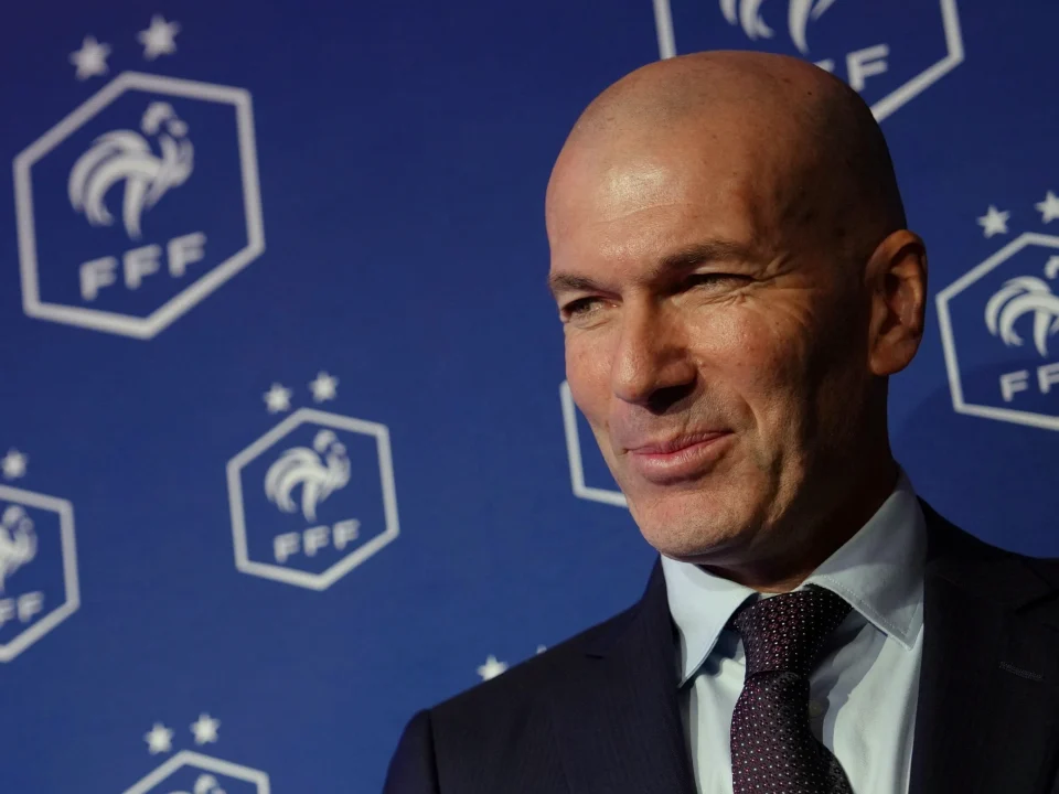 Zidane Ends Clairefontaine Walkabouts to Sharpen France Focus