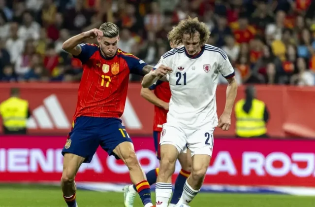 Kinsky and Slama Stand Out as Czech Republic Lose to Spain