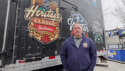 Jets-Canadiens Heritage Classic Rink Takes Shape in Winnipeg