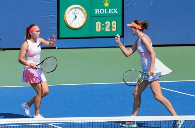 Knee Injury Forces Aleksandra Krunic Out of WTA Finals Doubles