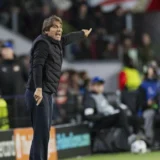 Antonio Conte Emerges as Manchester United Option Amid Carrick Pressure