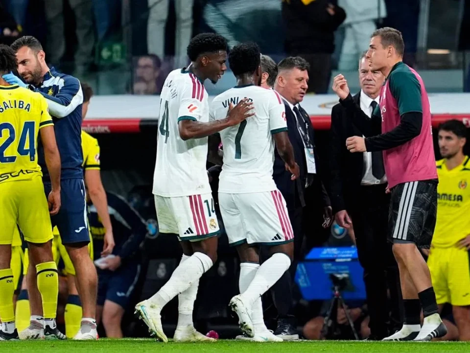 Vinicius Junior Sent Off for Pulling Nathan Saliba’s Hair Against Villarreal