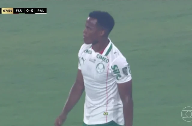 Jhon Arias Jeered on Maracanã Return as Palmeiras Beat Fluminense
