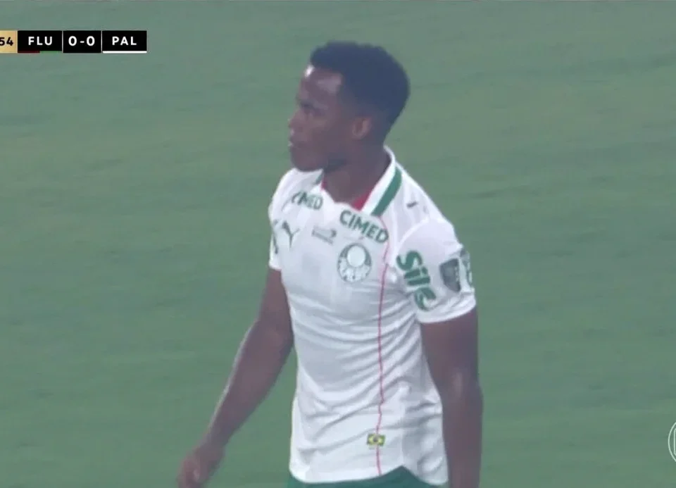 Jhon Arias Jeered on Maracanã Return as Palmeiras Beat Fluminense