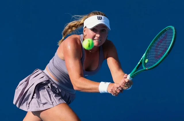 Taylah Preston Stuns Diane Parry to Reach Third Round in Beijing