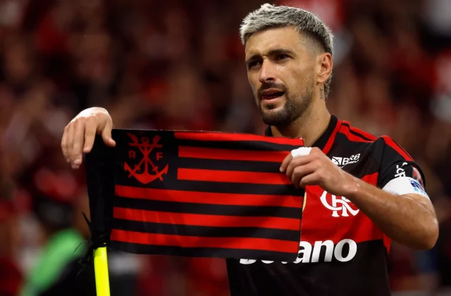 Flamengo Monitor De Arrascaeta for Crucial Libertadores Tie with Estudiantes