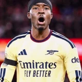 Arsenal Edge Nottingham Forest to Keep Pressure on Manchester City