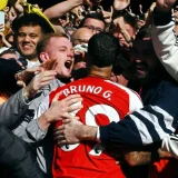 Arsenal Fight Back to Beat Leeds 2-1 After Brighton Defeat