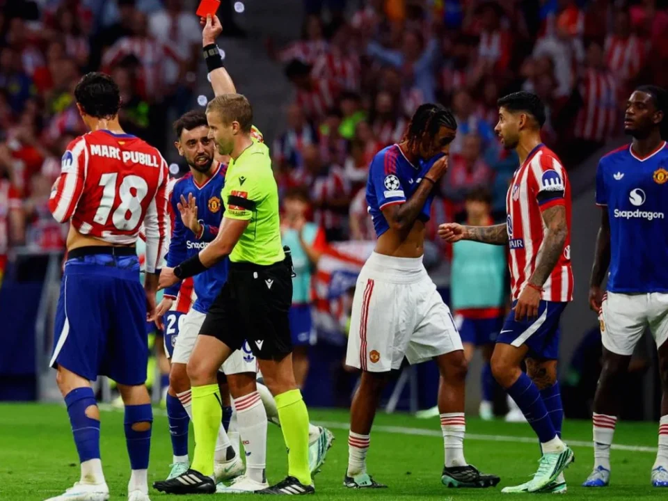 Atlético Madrid Beat Manchester United as Barrios and Lookman Strike