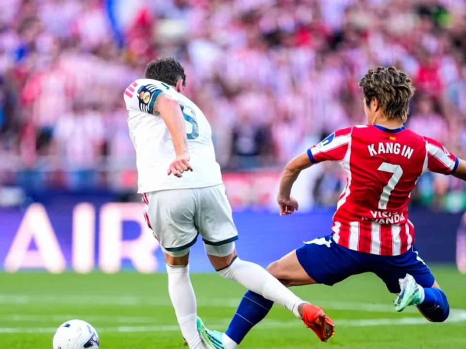 Atlético Mock Real Madrid Over Valverde’s Surprise Villarreal Return