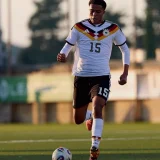 FC Augsburg’s Noahkai Banks Suffers Knee Ligament Injury on U21 Duty