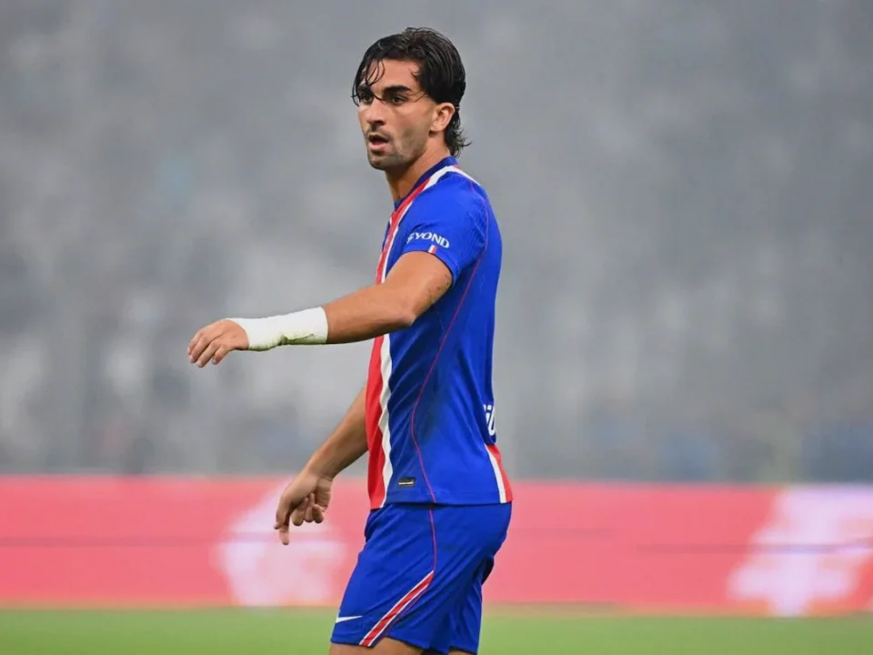Ferran Torres Wins Ligue 1 Player of the Month After Fast PSG Start