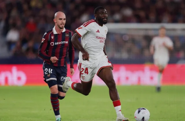 Levante and Sevilla Share Six Goals in Wild 3-3 Stoppage-Time Draw