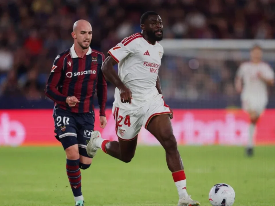 Levante and Sevilla Share Six Goals in Wild 3-3 Stoppage-Time Draw