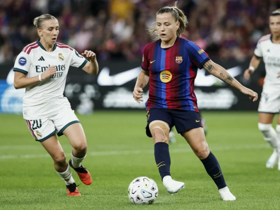 Claudia Pina Hits Four as Barcelona Thrash Real Madrid 7-0