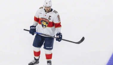 Panthers Await Update on Aleksander Barkov’s Injury Status